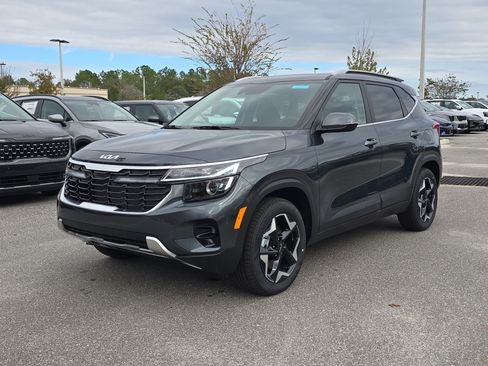 New 2026 Kia Seltos EX image 4