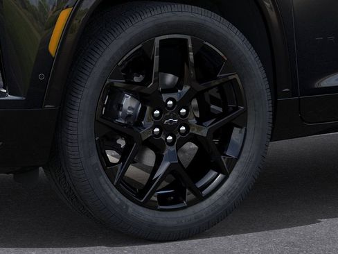New 2026 Chevrolet Traverse RS w/ LPO, Floor Liner Package AWD/4WD image 9