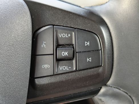 Used 2021 Ford Mustang Mach-E Premium image 25