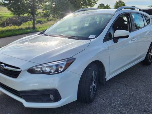 Used 2020 Subaru Impreza 2.0i Premium AWD/4WD image 2