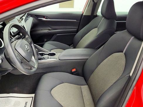 Used 2023 Toyota Camry LE image 18