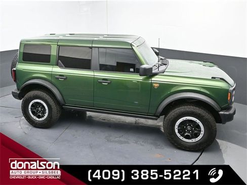 Used 2025 Ford Bronco Badlands w/ Sasquatch Package image 17