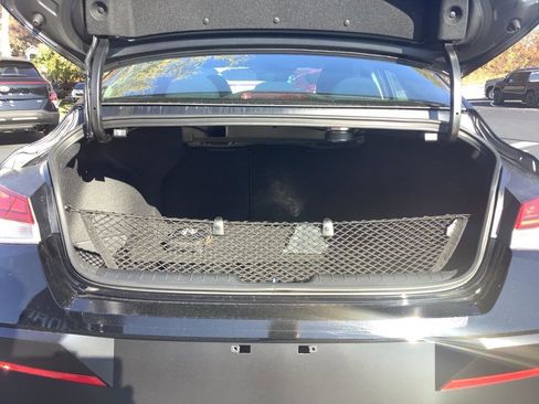 New 2025 Hyundai Elantra Limited image 6