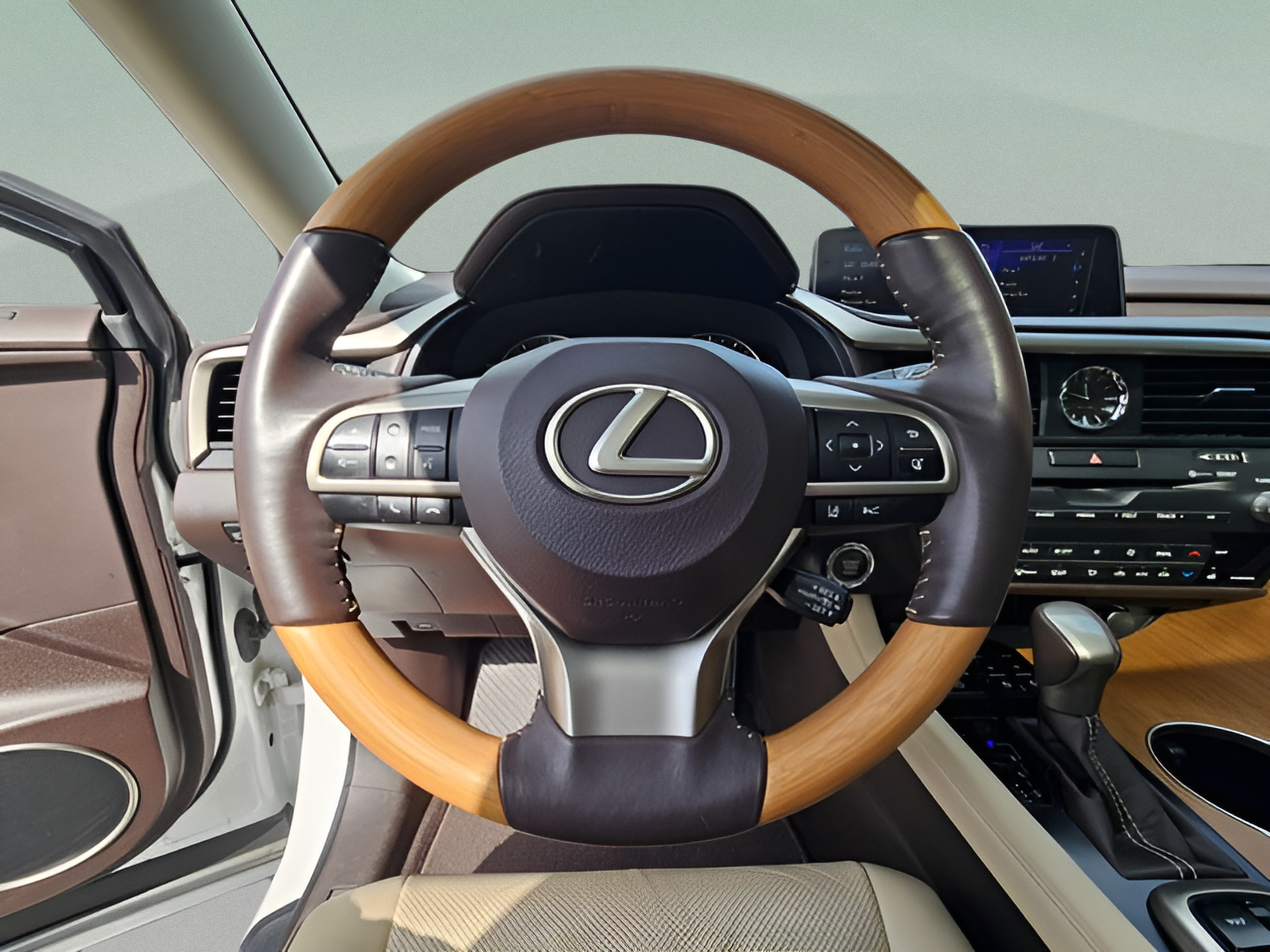 Used 2018 Lexus RX 350 FWD w/ Premium Package image 22