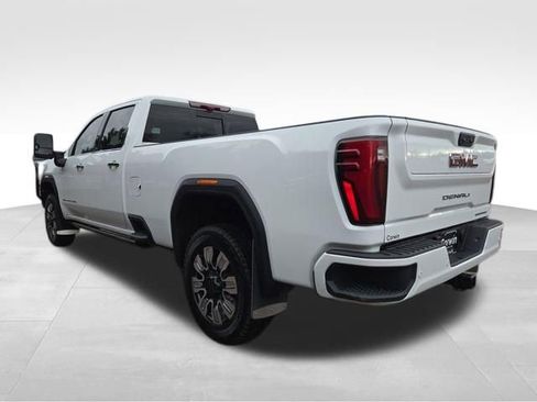 Used 2025 GMC Sierra 3500 Denali w/ Denali Reserve Package image 11