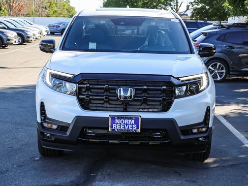 New 2025 Honda Ridgeline Black Edition image 2