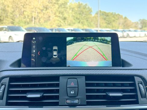 Used 2018 BMW M2 image 31
