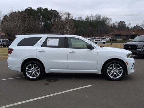 Used 2024 Dodge Durango GT image 14