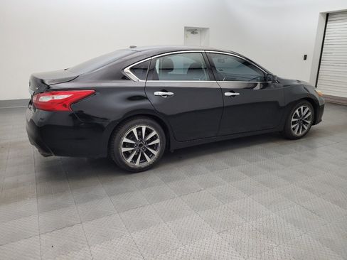 Used 2017 Nissan Altima 2.5 SV FWD image 10