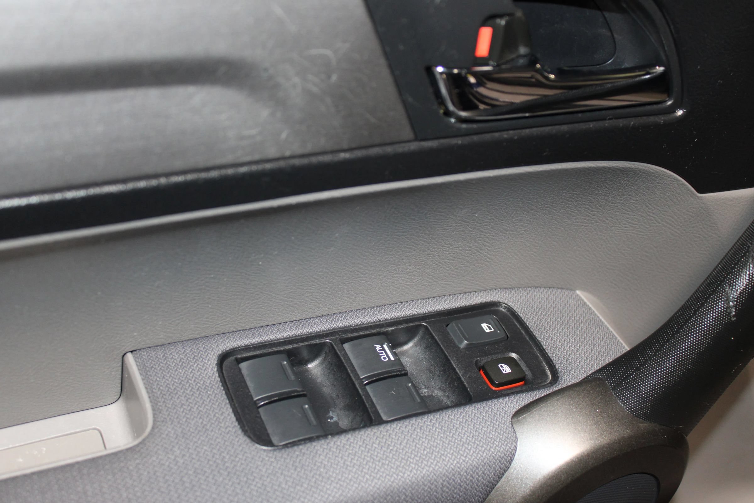Used 2011 Honda CR-V SE image 10