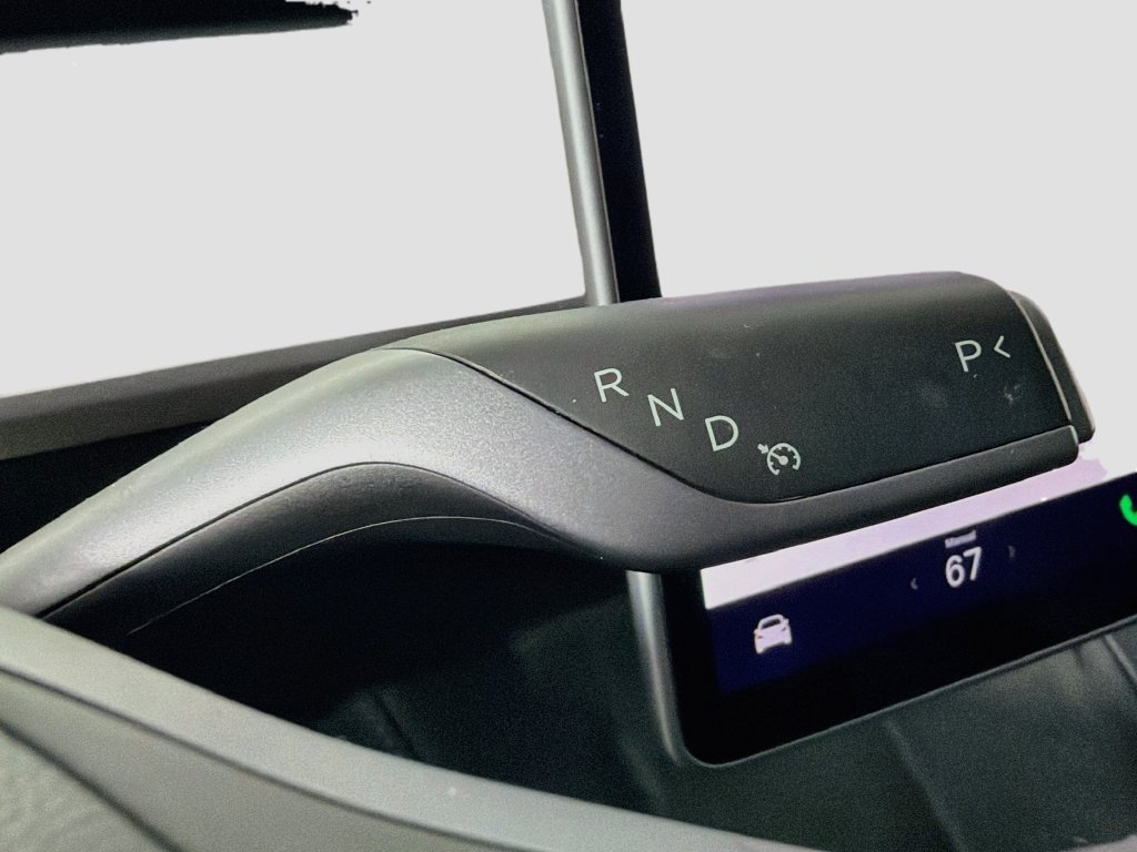 Used 2022 Tesla Model Y Long Range AWD/4WD image 17