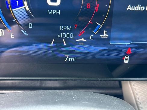 New 2026 Chevrolet Equinox LT w/ Convenience Package II image 17