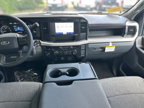 New 2026 Ford F250 XL w/ STX Appearance Package AWD/4WD image 18