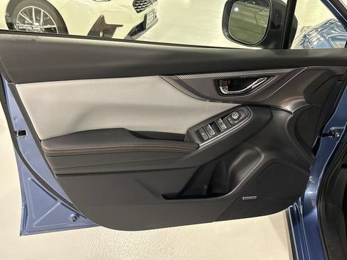 Used 2021 Subaru Crosstrek 2.5i Limited w/ Moonroof Package 2 AWD/4WD image 9