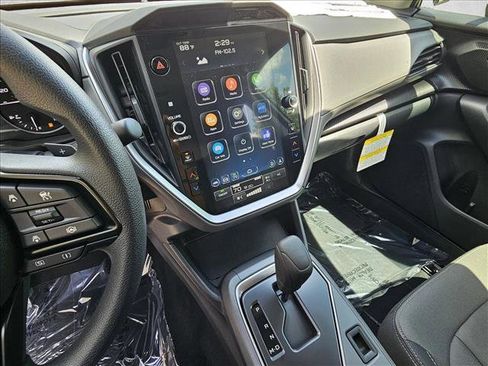 Used 2025 Subaru Crosstrek 2.0i Premium image 12