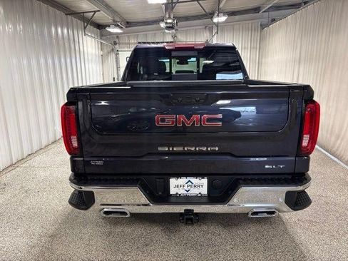 Used 2025 GMC Sierra 1500 SLT w/ SLT Premium Plus Package AWD/4WD image 5
