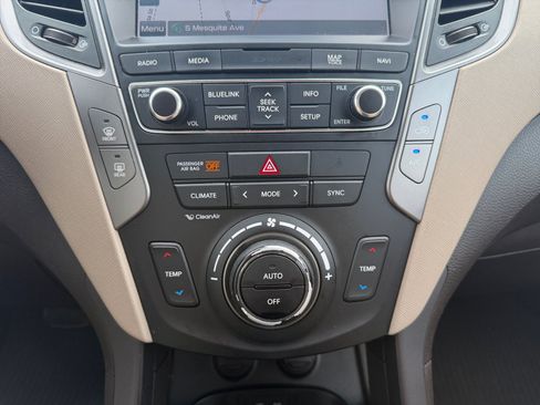 Used 2017 Hyundai Santa Fe Sport w/ Cargo Package AWD/4WD image 17