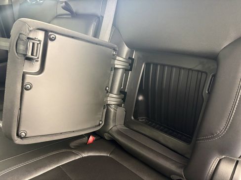 Used 2019 GMC Sierra 1500 SLT image 43