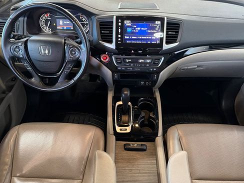 Used 2017 Honda Ridgeline RTL-E image 3