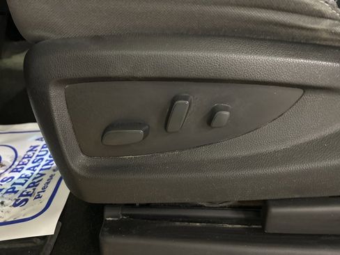 Used 2018 Chevrolet Silverado 1500 LT w/ All Star Edition image 14