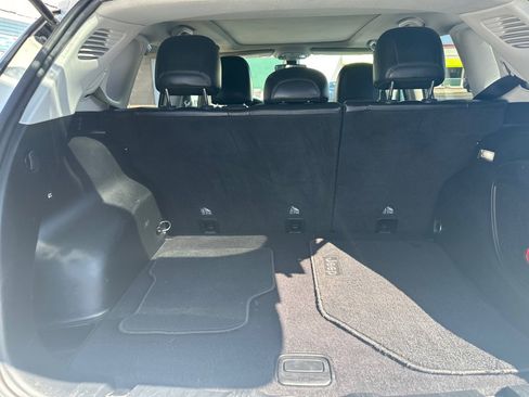 Used 2018 Jeep Compass Latitude w/ Popular Equipment Group AWD/4WD image 15