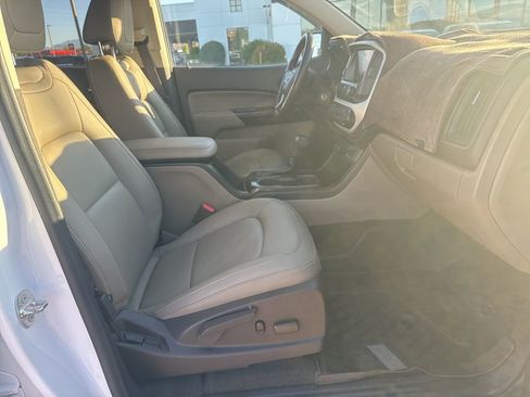 Used 2016 GMC Canyon SLT w/ Driver Alert Package AWD/4WD image 18