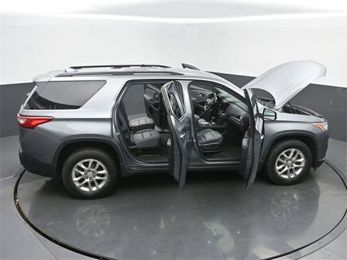 Used 2020 Chevrolet Traverse LT w/ Driver Confidence II Package image 67