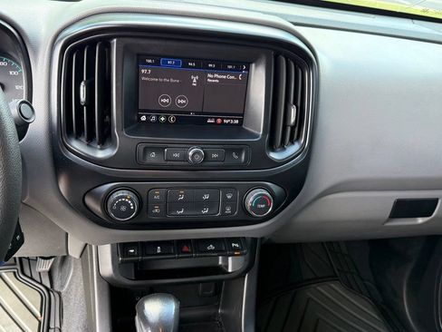 Used 2022 GMC Canyon Elevation Standard w/ Convenience Package AWD/4WD image 16
