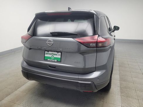 Used 2024 Nissan Rogue S AWD/4WD image 7