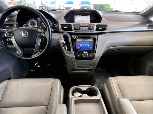 Used 2014 Honda Odyssey Touring image 7