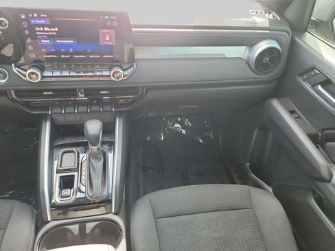 Used 2023 Chevrolet Colorado LT w/ LT Convenience Package II RWD image 15