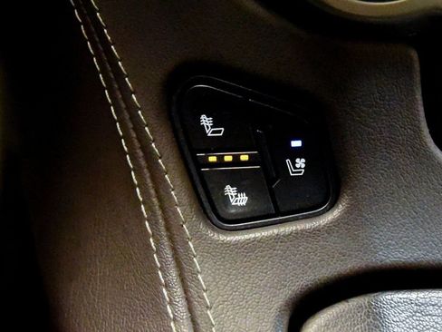 Used 2019 Chevrolet Tahoe Premier image 24