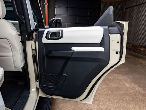 Used 2026 Ford Bronco Heritage Edition AWD/4WD image 39