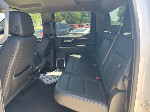 Used 2024 GMC Sierra 1500 SLT RWD image 11