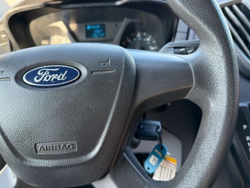 Used 2017 Ford Transit 150 130 Low Roof RWD image 22