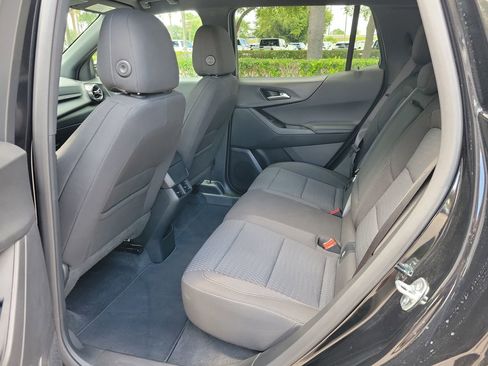 Used 2026 Chevrolet Equinox LT FWD image 9