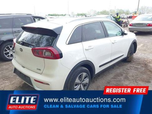 Used 2017 Kia Niro LX FWD image 7