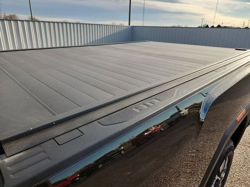 Used 2024 GMC Sierra 3500 Denali w/ Technology Package image 8