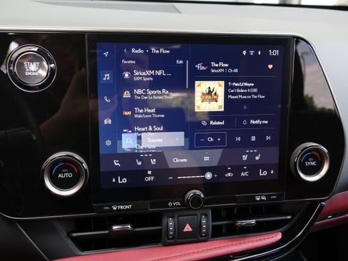 Used 2026 Lexus NX 350 AWD w/ Premium Package image 24