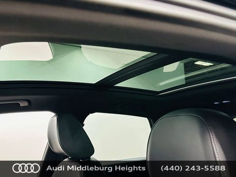 Used 2016 Audi Q3 2.0T Premium Plus w/ Technology Package AWD/4WD image 17