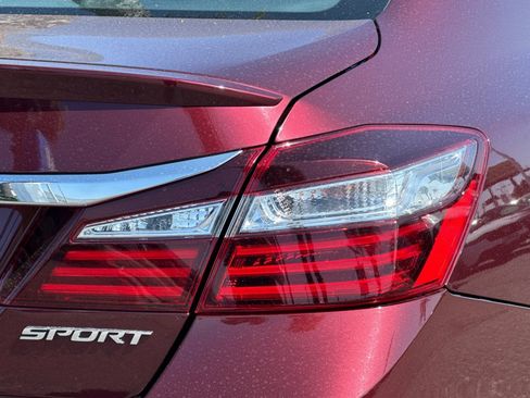 Used 2016 Honda Accord Sport image 26