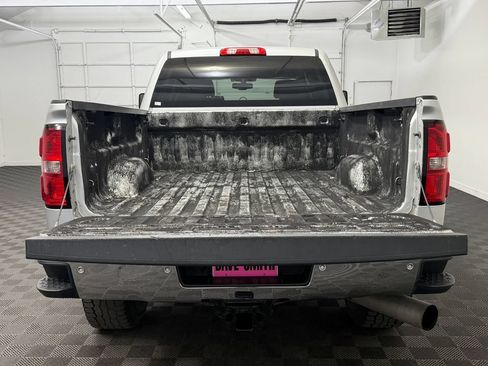Used 2016 GMC Sierra 2500 SLT w/ Duramax Plus Package AWD/4WD image 24