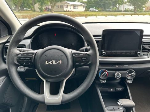 Used 2022 Kia Rio S FWD image 12
