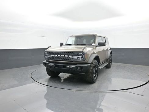 New 2026 Ford Bronco Badlands image 3