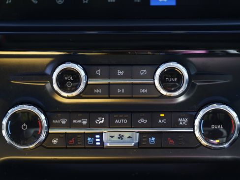 Used 2023 Ford F250 Lariat w/ Lariat Ultimate Package image 35