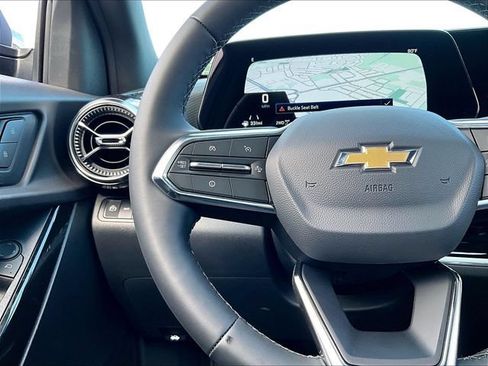 New 2027 Chevrolet Equinox LT AWD/4WD image 18