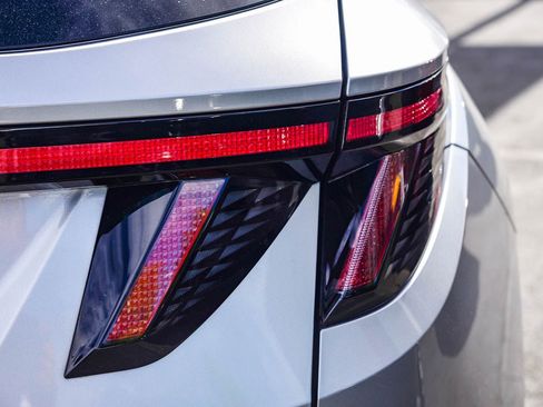 Used 2023 Hyundai Tucson SEL w/ Convenience Package image 8