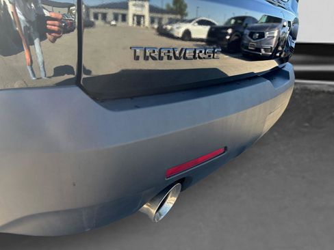 Used 2023 Chevrolet Traverse RS AWD/4WD image 56