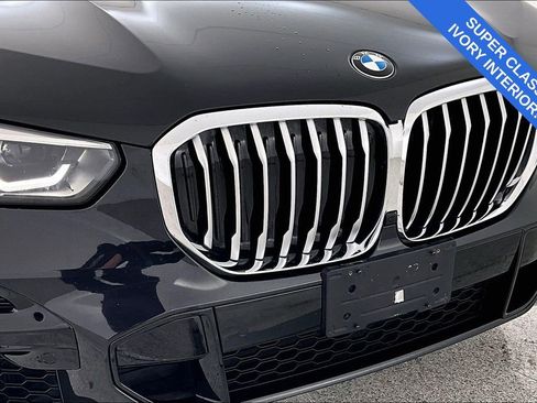 Used 2023 BMW X5 xDrive40i w/ M Sport Package image 37
