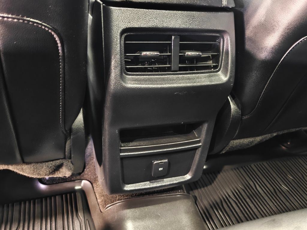 Used 2019 Ford Edge SEL w/ Equipment Group 201A AWD/4WD image 30